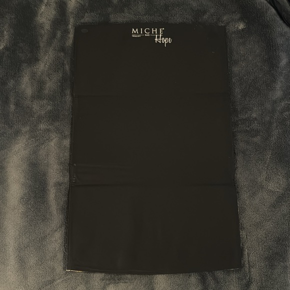 Miche Yellow Hope Shell - Picture 2 of 2